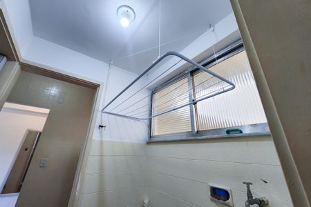 Apartamento para alugar com 45m², 2 quartos e 1 vaga Apartamento para alugar com 45m², 2 quartos e 1 vagaÁrea de serviço