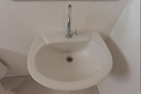 Apartamento à venda com 48m², 2 quartos e 1 vaga Apartamento à venda com 48m², 2 quartos e 1 vagaBanheiro