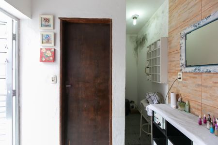 Casa à venda com 135m², 2 quartos e 1 vaga Casa à venda com 135m², 2 quartos e 1 vagaEdícula