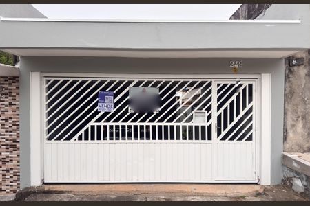 Casa à venda com 135m², 2 quartos e 1 vaga Casa à venda com 135m², 2 quartos e 1 vagaPlaca