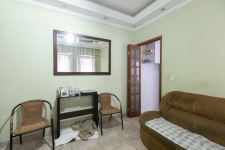 Casa à venda com 135m², 2 quartos e 1 vaga Casa à venda com 135m², 2 quartos e 1 vagaSala