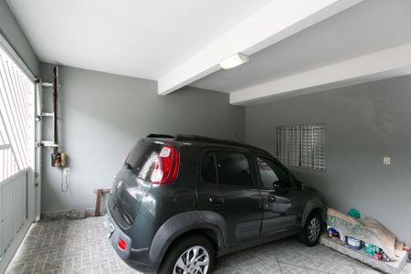 Casa à venda com 135m², 2 quartos e 1 vaga Casa à venda com 135m², 2 quartos e 1 vagaGaragem