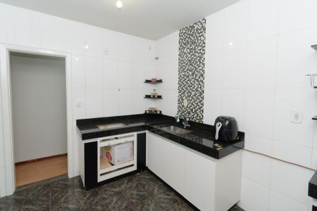 Apartamento à venda com 85m², 2 quartos e 1 vagaCozinha