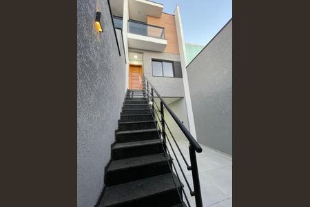 Casa à venda com 110m², 2 quartos e 3 vagas Casa à venda com 110m², 2 quartos e 3 vagasFoto 03
