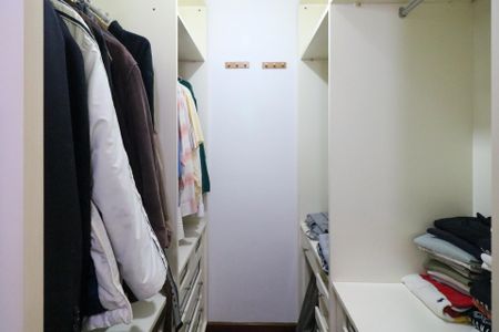 Apartamento à venda com 177m², 3 quartos e 2 vagas Apartamento à venda com 177m², 3 quartos e 2 vagasSuíte