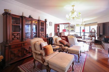 Apartamento à venda com 177m², 3 quartos e 2 vagas Apartamento à venda com 177m², 3 quartos e 2 vagasSala