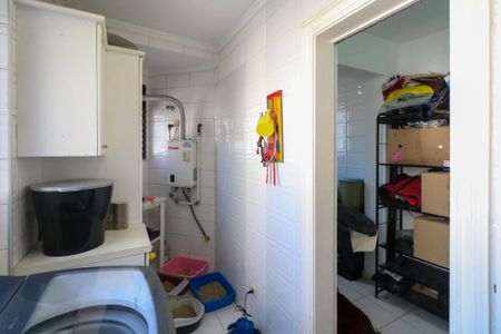 Apartamento à venda com 177m², 3 quartos e 2 vagas Apartamento à venda com 177m², 3 quartos e 2 vagasÁrea de Serviço