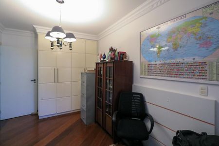 Apartamento à venda com 177m², 3 quartos e 2 vagas Apartamento à venda com 177m², 3 quartos e 2 vagasQuarto 2