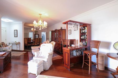 Apartamento à venda com 177m², 3 quartos e 2 vagas Apartamento à venda com 177m², 3 quartos e 2 vagasSala