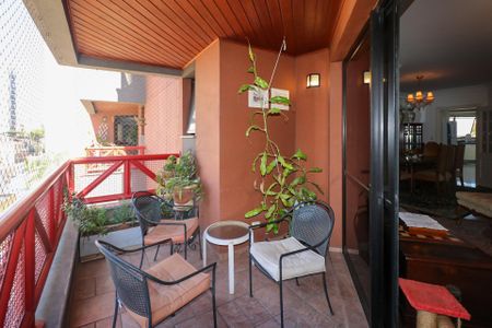 Apartamento à venda com 177m², 3 quartos e 2 vagas Apartamento à venda com 177m², 3 quartos e 2 vagasVaranda da Sala