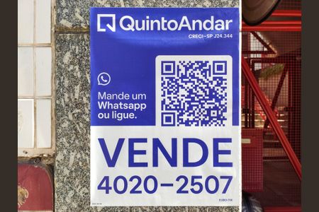 Apartamento à venda com 177m², 3 quartos e 2 vagas Apartamento à venda com 177m², 3 quartos e 2 vagasPlaca