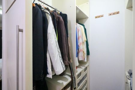 Apartamento à venda com 177m², 3 quartos e 2 vagas Apartamento à venda com 177m², 3 quartos e 2 vagasSuíte