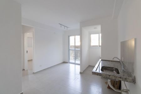 Apartamento para alugar com 38m², 2 quartos e sem vagaSala e Cozinha