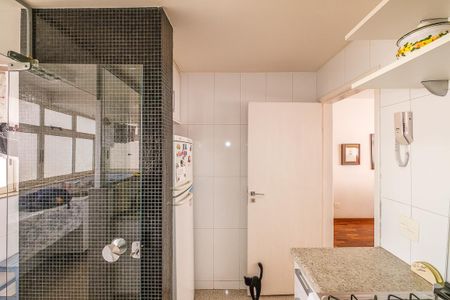 Apartamento à venda com 130m², 3 quartos e 2 vagas Apartamento à venda com 130m², 3 quartos e 2 vagasCozinha