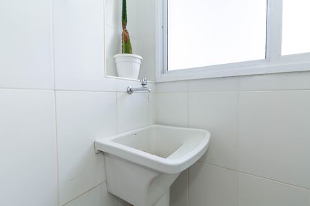 Área de Serviço de apartamento para alugar com 2 quartos, 75m² em Buritis, Belo Horizonte