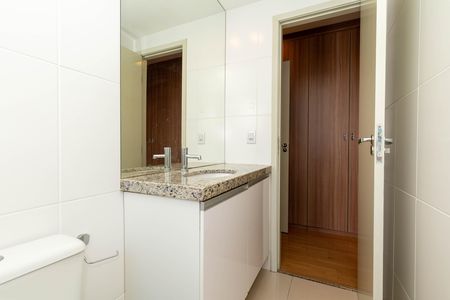 Banheiro Social de apartamento para alugar com 2 quartos, 75m² em Buritis, Belo Horizonte