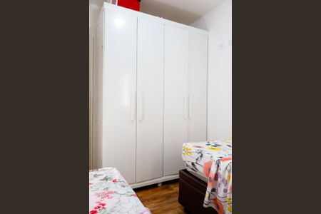 Apartamento à venda com 59m², 3 quartos e 3 vagasQuarto 2