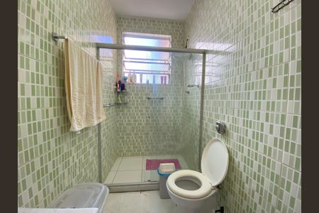 Casa à venda com 148m², 3 quartos e 1 vaga Casa à venda com 148m², 3 quartos e 1 vagaBanheiro 2