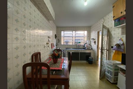 Casa à venda com 148m², 3 quartos e 1 vaga Casa à venda com 148m², 3 quartos e 1 vagaCozinha