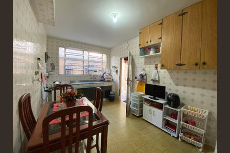 Casa à venda com 148m², 3 quartos e 1 vaga Casa à venda com 148m², 3 quartos e 1 vagaCozinha