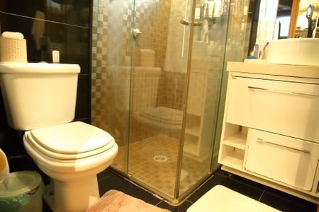 Apartamento à venda com 212m², 3 quartos e 3 vagasBanheiro Suíte 2 