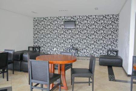 Apartamento à venda com 212m², 3 quartos e 3 vagasÁrea comum - Salão de festas 