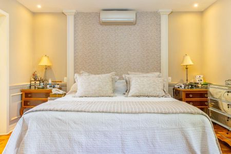 Casa à venda com 572m², 5 quartos e 5 vagas