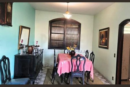 Casa de condomínio à venda com 306m², 4 quartos e 3 vagas