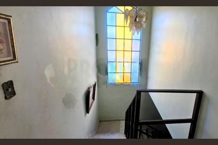 Casa de condomínio à venda com 306m², 4 quartos e 3 vagas