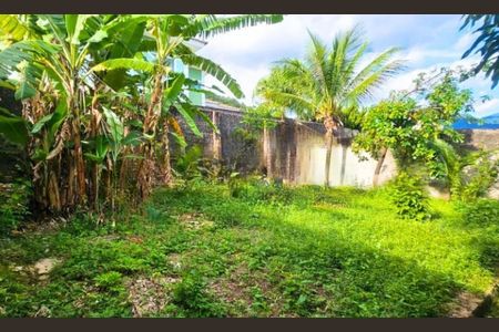 Casa de condomínio à venda com 306m², 4 quartos e 3 vagas