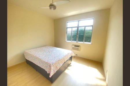 Apartamento à venda com 75m², 2 quartos e 1 vaga