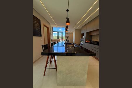 Casa de Condomínio à venda com 3 quartos, 245m² em Loteamento Vale dos Lagos, Várzea Paulista