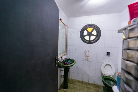 Casa para alugar com 280m², 4 quartos e 2 vagasLavabo