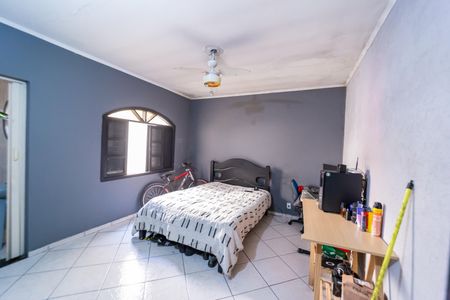 Casa para alugar com 280m², 4 quartos e 2 vagasSuite 3