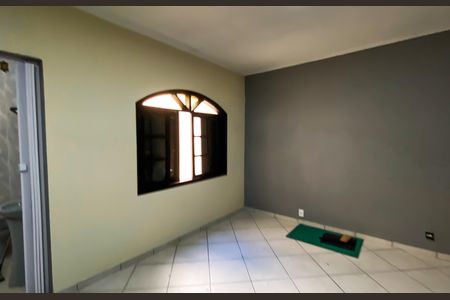 Casa para alugar com 280m², 3 quartos e 2 vagas Casa para alugar com 280m², 3 quartos e 2 vagasQuarto de Serviço