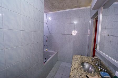 Casa para alugar com 280m², 4 quartos e 2 vagasBanheiro /Suite