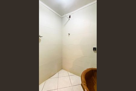 Casa para alugar com 280m², 3 quartos e 2 vagas Casa para alugar com 280m², 3 quartos e 2 vagasBanheiro da Suíte 2