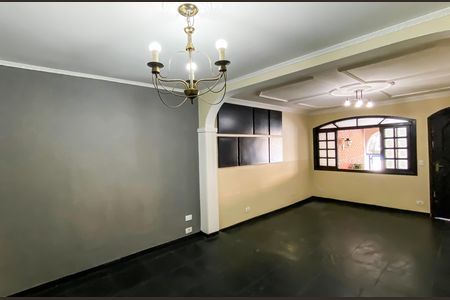 Casa para alugar com 280m², 3 quartos e 2 vagas Casa para alugar com 280m², 3 quartos e 2 vagasSala