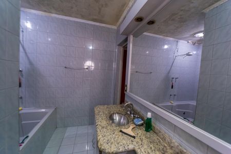 Casa para alugar com 280m², 4 quartos e 2 vagasBanheiro Suite