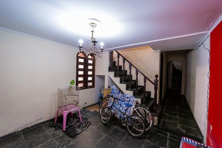 Casa para alugar com 280m², 4 quartos e 2 vagasSala
