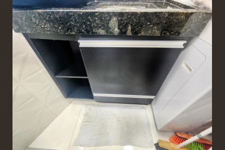 Apartamento à venda com 60m², 2 quartos e 1 vagaSala/Cozinha