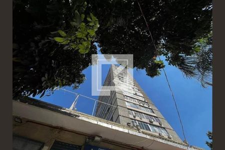 Apartamento à venda com 57m², 2 quartos e 1 vagaFachada