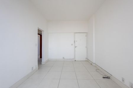 Apartamento à venda com 57m², 2 quartos e 1 vagaSala