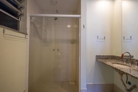 Apartamento à venda com 57m², 2 quartos e 1 vagaBanheiro Social