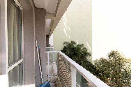 Apartamento para alugar com 28m², 1 quarto e 1 vaga Apartamento para alugar com 28m², 1 quarto e 1 vagaVaranda