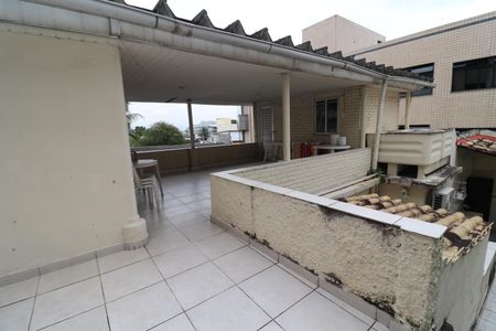 Casa à venda com 323m², 4 quartos e 3 vagasÁrea externa