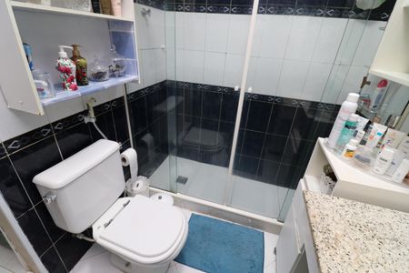 Casa à venda com 323m², 4 quartos e 3 vagasBanheiro da Suíte