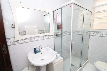 Casa à venda com 323m², 4 quartos e 3 vagasBanheiro Social