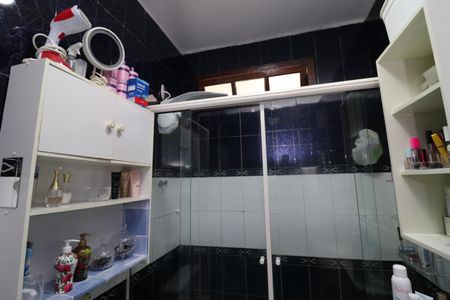 Casa à venda com 323m², 4 quartos e 3 vagasBanheiro da Suíte