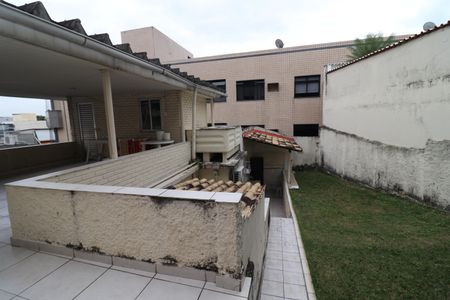 Casa à venda com 323m², 4 quartos e 3 vagasÁrea externa